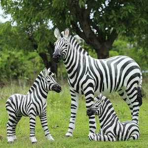 Artisanat en résine sur <span class=keywords><strong>le</strong></span> thème du safari extérieur Sculpture de <span class=keywords><strong>zèbre</strong></span> grandeur nature Sculpture animale - Product Image 1