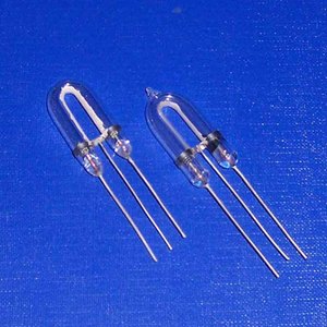 מכשור טכני, צינור פלאש קסנון, רדאר תנועה לניהול מהירות, בעל תקן RoHS, מתח AC 85-265V, אורך חיים 50000 שעות, מחזור חיים ארוך. - Product Image 1