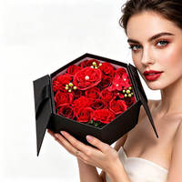 Kotak Hadiah Mawar Grosir Kustomisasi Kotak Heksagonal Bunga Sabun Hadiah untuk Pacar Hadiah Liburan Hadiah Bunga Buatan Tangan