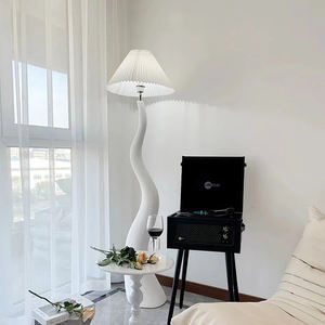 客厅沙发落地灯奶油色风格书房角灯弧形艺术设计百褶罩氛围装饰照明 - Product Image 5