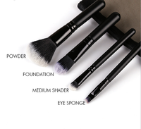 Portable Mini 4 pièces voyage maquillage brosse ensemble sac ombre à paupières outils de beauté avec correcteur utilisation en gros