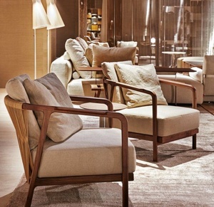 Nuova Poltrona Singola di Lusso Moderna <span class=keywords><strong>Chic</strong></span> in Legno Massello di Noce Italiano per Soggiorno, Camera da Letto e Hotel - Product Image 2