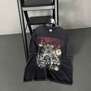เสื้อยืดคอตตอน DTG พิมพ์ลายสตรีทแวร์ แบบวินเทจฟอกสี ขนาดโอเวอร์ไซส์ 300GSM รับผลิตแบบ OEM ODM แบรนด์ส่วนตัว - Product Image 1