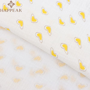 HAPPEAK quantité minimale de commande bas <span class=keywords><strong>Double</strong></span> <span class=keywords><strong>gaze</strong></span> mousseline tissu <span class=keywords><strong>coeur</strong></span> imprimé coton crêpe <span class=keywords><strong>gaze</strong></span> tissus Textile pour serviettes - Product Image 3