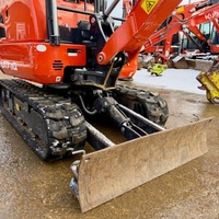 Mini-chenillard Kubota U17-3 haute flexibilité pour l'aménagement paysager et la démolition en intérieur, excavatrice légère de 3700 lb
