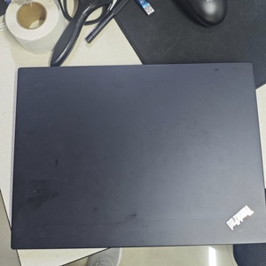 Portátil Usado <span class=keywords><strong>Lenovo</strong></span> Thinkpad E490 Intel Core I5 de 8.ª Generación, Cuatro Núcleos, 8 GB de RAM, 256 GB SSD, 14 Pulgadas, Windows 10, Portátil Económico - Product Image 1