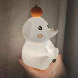 Linda Lámpara Nocturna LED de Silicona con Forma de Elefante, Recargable por USB, Lámpara de Noche Suave para Niños con Temporizador - Product Image 3