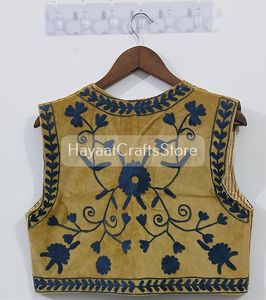 Gilet en coton brodé à la main, motif floral, style bohème chic, veste pour femme, style printemps, longueur normale, haut décoratif - Product Image 2