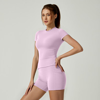 Ensemble de yoga sans couture personnalisé pour femme, 2 pièces, tenue de sport, haut court et short taille haute pour la gym et les activités sportives
