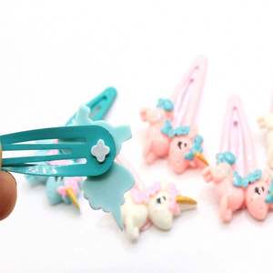 Nuevo diseño Pastel <span class=keywords><strong>de</strong></span> dibujos animados <span class=keywords><strong>de</strong></span> los niños <span class=keywords><strong>de</strong></span> broches <span class=keywords><strong>de</strong></span> oro <span class=keywords><strong>de</strong></span> maíz Scrunchie, <span class=keywords><strong>novia</strong></span> 100 piezas <span class=keywords><strong>accesorios</strong></span> <span class=keywords><strong>para</strong></span> <span class=keywords><strong>el</strong></span> <span class=keywords><strong>pelo</strong></span> del <span class=keywords><strong>pelo</strong></span> <span class=keywords><strong>de</strong></span> la boda <span class=keywords><strong>para</strong></span> niñas - Product Image 4