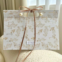 Customizable Luxury Eco-Friendly Paperboard Gift Packaging with Ribbon and Offset Printing for Retail & Gifting