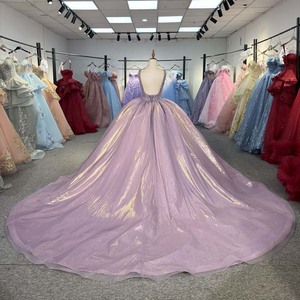 Robe de bal de Quinceañera à larges bretelles couleur lavande Dy6968, jupe en tulle pailletée avec rayures or bronze Jancember - Product Image 3