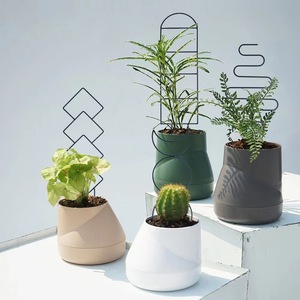 <span class=keywords><strong>Support</strong></span> de plante en 4 pièces, cadre de <span class=keywords><strong>support</strong></span> <span class=keywords><strong>pour</strong></span> <span class=keywords><strong>plantes</strong></span> grimpantes, adapté à la mise en forme et au design des <span class=keywords><strong>plantes</strong></span>, fixation <span class=keywords><strong>pour</strong></span> la décoration de jardin, jardinières d'intérieur et d'extérieur - Product Image 4