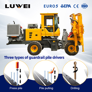 Macchina Economica per Fondamenta di Pannelli Solari con Martello Idraulico per la Posa di Pali in Acciaio sul Campo - Product Image 6