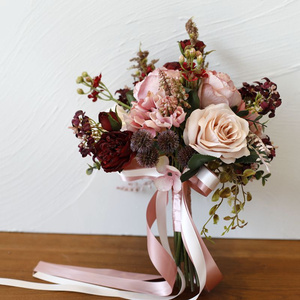 S2496 <span class=keywords><strong>bouquet</strong></span> <span class=keywords><strong>de</strong></span> mariage <span class=keywords><strong>blanc</strong></span> fleur <span class=keywords><strong>de</strong></span> mariage fleur artificielle cristal <span class=keywords><strong>bouquet</strong></span> <span class=keywords><strong>de</strong></span> fleurs <span class=keywords><strong>de</strong></span> demoiselle d'honneur <span class=keywords><strong>bouquet</strong></span> <span class=keywords><strong>de</strong></span> <span class=keywords><strong>mariée</strong></span> <span class=keywords><strong>bleu</strong></span> royal à vendre - Product Image 6