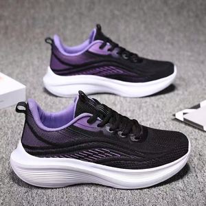 Calzado Deportivo para Mujer Antideslizante y Ligero con Excelente Comodidad y Transpirabilidad, Ideal para Actividades Deportivas - Product Image 6