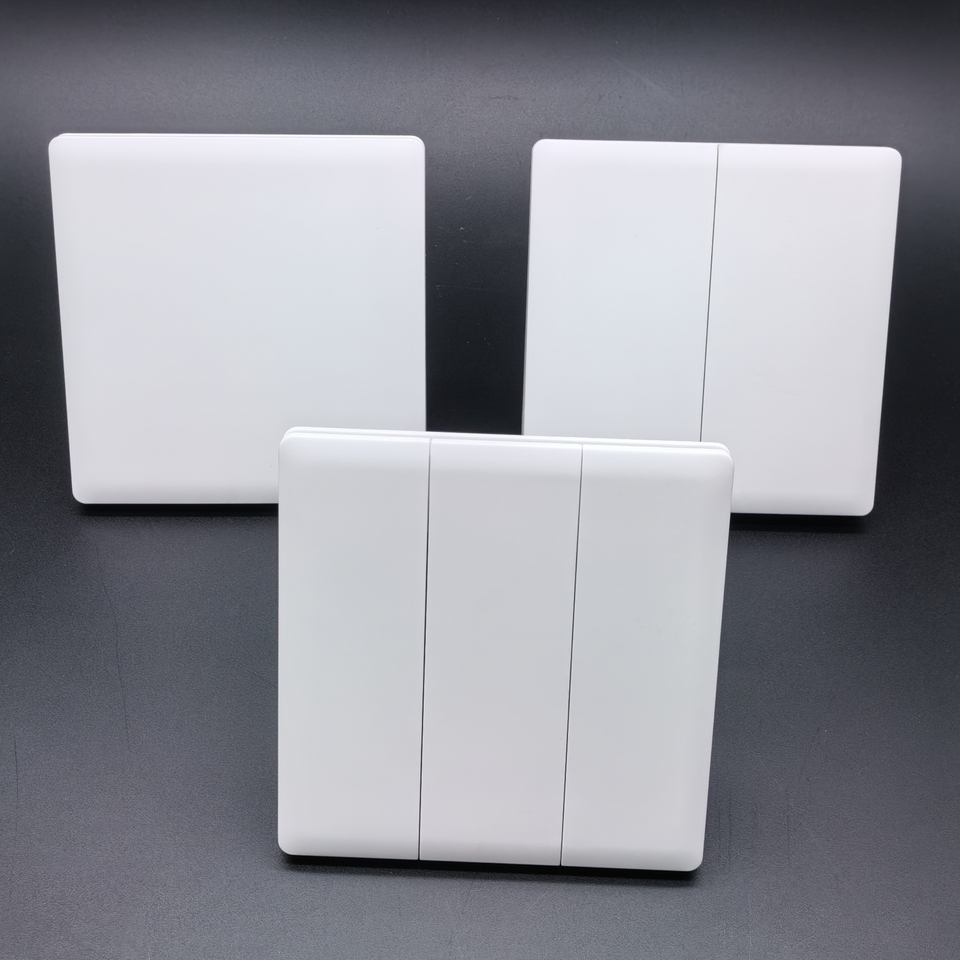 Wholesale Customized British 250V 13A UK Standard Wall Switch 15A Universal Socket Light 1 Gang 2 Way Wall Switch