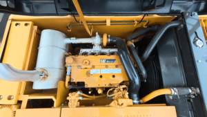 מחפר זחלי משומש CAT 320D 20 טון, מחפר גדול משומש קטרפילר 20 טון למכירה - Product Image 6