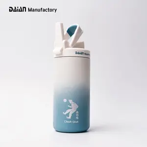 Yeni tasarım vakum yalıtımlı çift duvar 500ml Bpa ücretsiz kola şekli paslanmaz çelik su şişesi