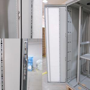 Boîte de distribution d'énergie solaire extérieure en acier inoxydable avec revêtement en poudre, étanche IP54, Saipwell - Product Image 3