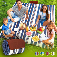 Tapis de pique-nique imperméable en gros Tapis de plage sans sable Couverture de pique-nique pliable personnalisée pour l'extérieur
