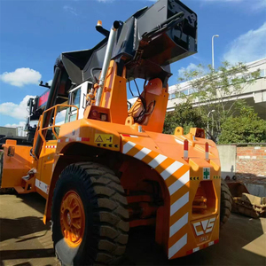 ใช้รถยกตู้คอนเทนเนอร์ CVS Ferrari F278.6 Reach Stacker Ferrari 278 แทนที่ Kalmar DRF450 SMV 4531 และ SANY SRSC45V สำหรับตู้คอนเทนเนอร์ขนาดใหญ่ - Product Image 4