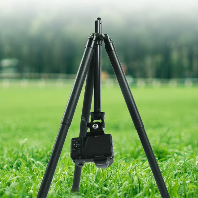 Portable Carbon Fiber Tripod, Compact Foldable Tripod Stand for Outdoor Photography, Vlogging & Travel Shooting