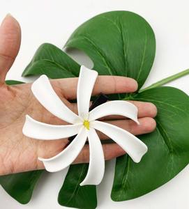 <span class=keywords><strong>Fleur</strong></span> en mousse Tiare faite à la main <span class=keywords><strong>de</strong></span> 10 cm avec pince, style tropical insulaire, prix usine Easy Song, vente en gros - Product Image 1