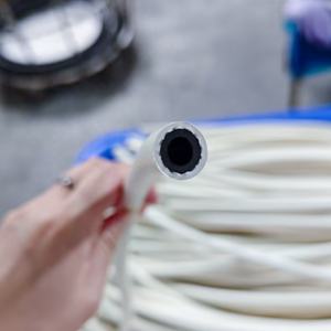 Tuyau de refroidissement par eau liquide pour ordinateur personnalisé souple à haut débit - Product Image 6