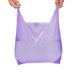 ถุงเสื้อยืดย่อยสลายได้ ถุงช้อปปิ้งพลาสติก PE พร้อมสายสะพาย เหมาะสำหรับธุรกิจและการช้อปปิ้ง ปรับแต่งได้ - Product Image 2