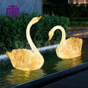 Lámpara Elegante con Motivo de Cisne IP65, Luces Decorativas para Exteriores, Festivales, Parques, Jardines y Espacios para Eventos - Product Image 4