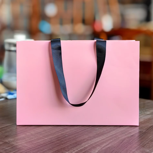 Sacs fourre-tout en papier avec poignée en ruban de luxe multicolores, logo personnalisé, sacs d'emballage cadeau recyclables pour les boutiques - Product Image 3