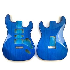 Cuerpo de guitarra DIY de fresno con acabado transparente azul - Product Image 1