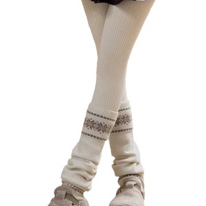 Calcetines de mujer Fair Isle para otoño e invierno, de punto holgado con patrón de copo de nieve, calentadores de pantorrillas grises térmicos - Product Image 4