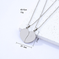 Collier personnalisé Ywyougang en forme de cœur divisé, pendentif assorti pour couple en acier inoxydable, bijou gravable au laser, cadeau