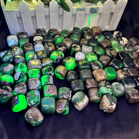 Kindfull nouveauté pierre de cristal incroyable lumière verte Fluorescence Agate Cube pour cadeau