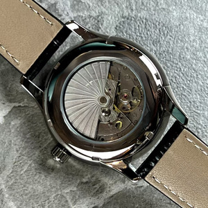 High-<b>end</b>, High-quality Luxury Black Water-resistant 20mm Leather Strap Men's Multi-functional Round Wristwatch - Product Image 4