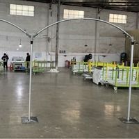 Structure de support incurvée pour mariage, en alliage d'aluminium de haute qualité, assemblée et réglable, pour la décoration de fond d'événements d'équipe