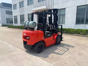 באיכות גבוהה 3 טון ניסן מנוע גז מלגזה 4.5 מ 'מעלית משטח משטח מזרן עבור מסעדות למכירה - Product Image 6