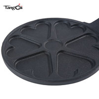 Mini moule à petit-déjeuner en fonte pré-culottée à 6 cavités en forme de cœur, plaque de cuisson antiadhésive incurvée à poignée unique pour gâteaux et œufs faits maison