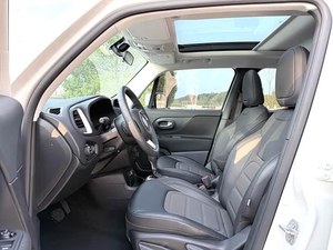 <span class=keywords><strong>Jeep</strong></span> <span class=keywords><strong>Renegade</strong></span> 1.3T 7DCT Lingxian 2WD de 5 asientos, SUV <span class=keywords><strong>usado</strong></span> <span class=keywords><strong>2019</strong></span>, bajo kilometraje, gran oferta, exportación al por mayor, marca líder en China, asequible - Product Image 4