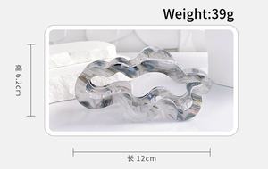 กิ๊บติดผมอะคริลิคขนาดใหญ่ลายหินอ่อนไล่เฉดสีแบบไม่สม่ำเสมอสไตล์ฝรั่งเศส - Product Image 3