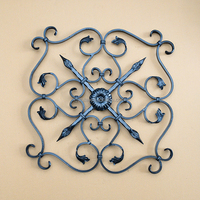 Accessoires décoratifs pour portails à bas prix, panneaux de clôture, rosettes en fer forgé