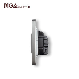 <span class=keywords><strong>Prise</strong></span> <span class=keywords><strong>murale</strong></span> allemande encastrée grise MGA IP20, 16A, 2 broches, mise à la <span class=keywords><strong>terre</strong></span>, Schuko - Product Image 5