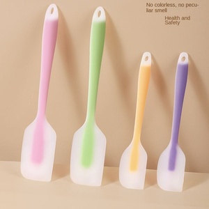 EVEFU Large and Small Integrated Food Grade Silicone Semi-permeable Scraper for and Cake Bakers (Huzhou Origin) - Product Image 1