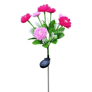 Lámpara Solar LED para Jardín TRISTAR 4 con Diseño de Flor de Lirio y Macetas de Fibra de Vidrio, Elegante Diseño para Bodas, Hoteles y Hogares - Product Image 4