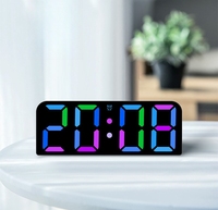 RGB jam meja kalender Digital LED, tampilan temperatur baterai dioperasikan hitung mundur Alarm desain Modern persegi untuk penggunaan Desktop