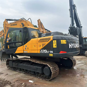 Excavadora hidráulica de cadenas Hyundai 220LC-9S usada, 22 toneladas, original de Corea, completamente probada, para construcción de terraplenes. - Product Image 4