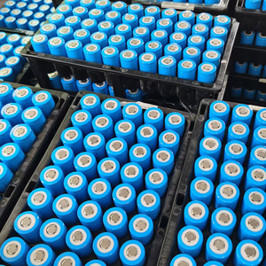 Celle di Batteria LiFePO4 3.2V 6000mAh 32700 32650 18650, Cella Batteria LFP LiFePO4 3.2V 5Ah - Product Image 5