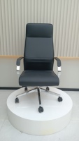 Chaise ergonomique minimaliste moderne 2026, chaise d'ordinateur en cuir, chaise de bureau de direction, chaise de réunion, chaise de salon pivotante
